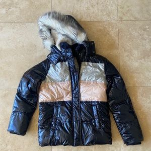 Parka with fur hood